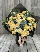 Букет цветов из:  Розы и Лизиантусы #REPLACE_PRED# Землянске