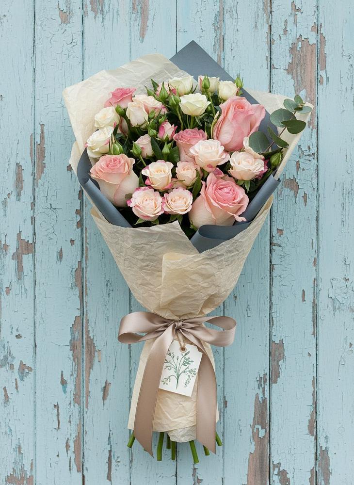 Букет цветов из: Розы в Землянске