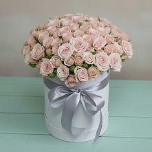 Цветочная композиция из Розы в шляпной коробке в Землянске