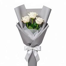 Букет 3 белые розы в Землянске