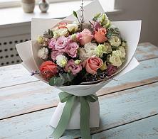 Букет цветов из:  Розы, Лизиантусы и Гвоздики в Землянске