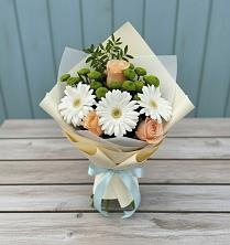 Букет цветов из:  Герберы, Розы и Хризантемы в Землянске